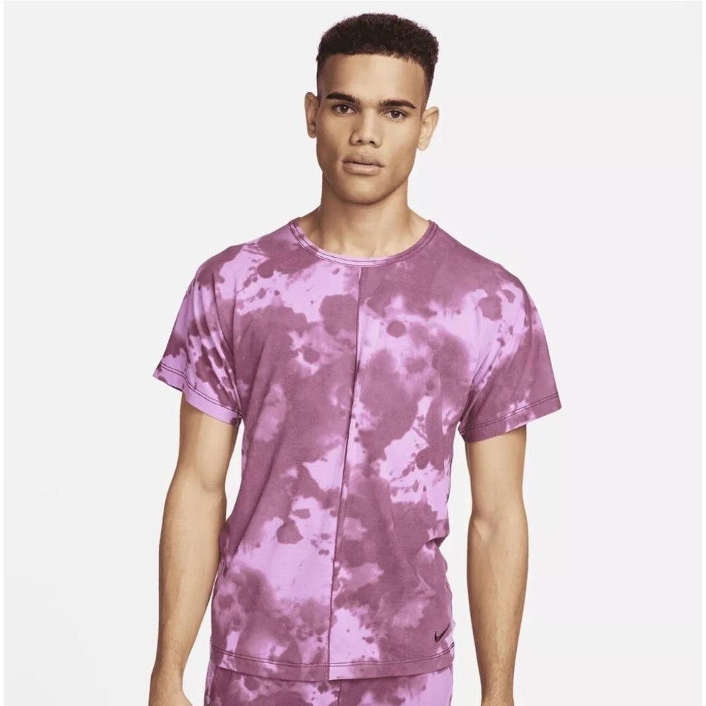 NIKE Dri-Fit Yoga Training Shirt AOP Purple Men's Size S *NEW* DX0922-653 $70